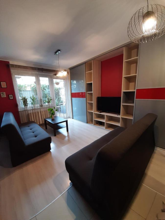 Apartament Di Trevi - Klimatyzacja Apartment วรอตซวาฟ ภายนอก รูปภาพ