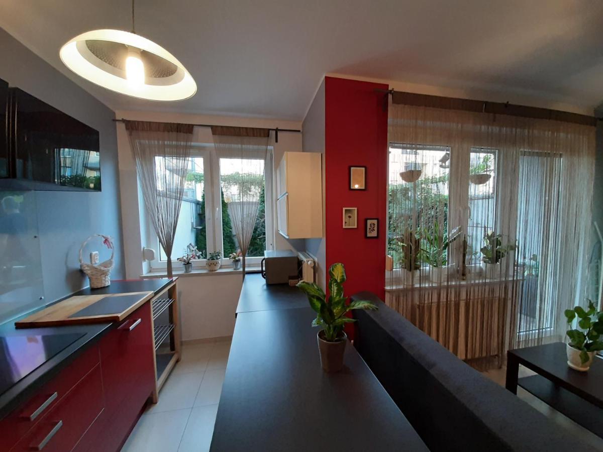Apartament Di Trevi - Klimatyzacja Apartment วรอตซวาฟ ภายนอก รูปภาพ