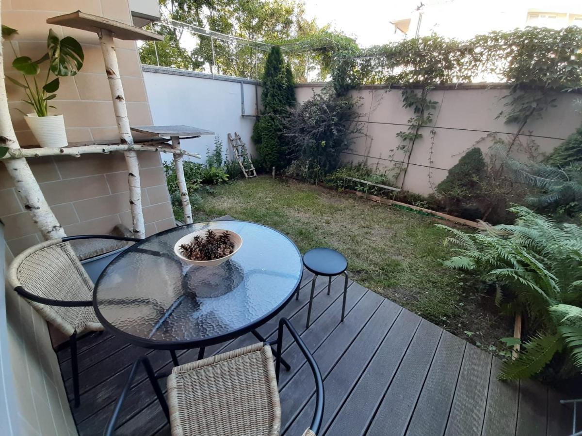Apartament Di Trevi - Klimatyzacja Apartment วรอตซวาฟ ภายนอก รูปภาพ